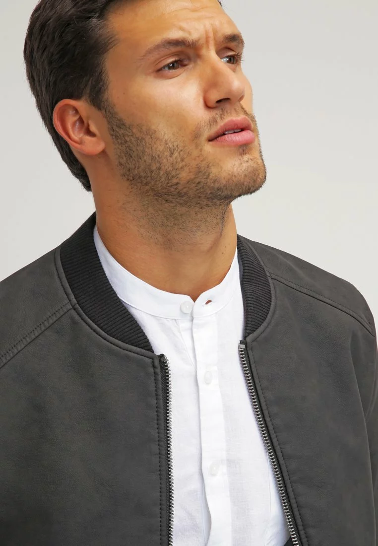 Pier One Shirt - White 4 Pier One Shirt - White - Image 4